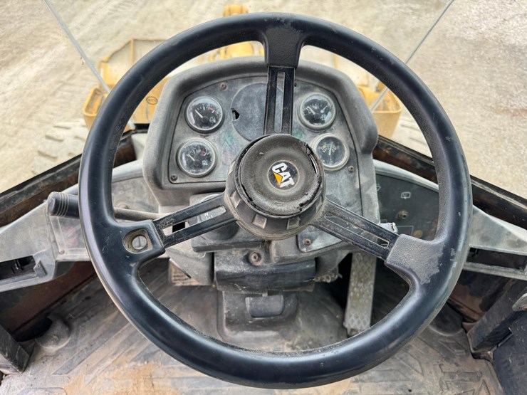 caterpillar-914g-image-21