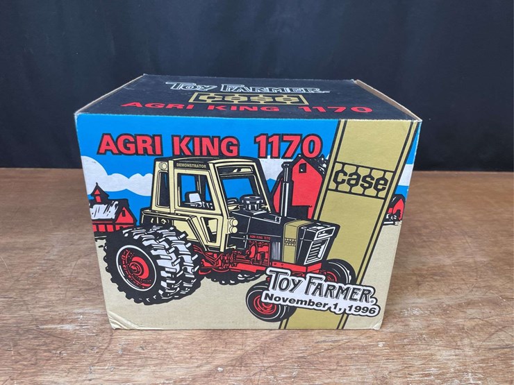 1/16-case-1170-demonstrator-1996-nfts-nib-ertl-image-15