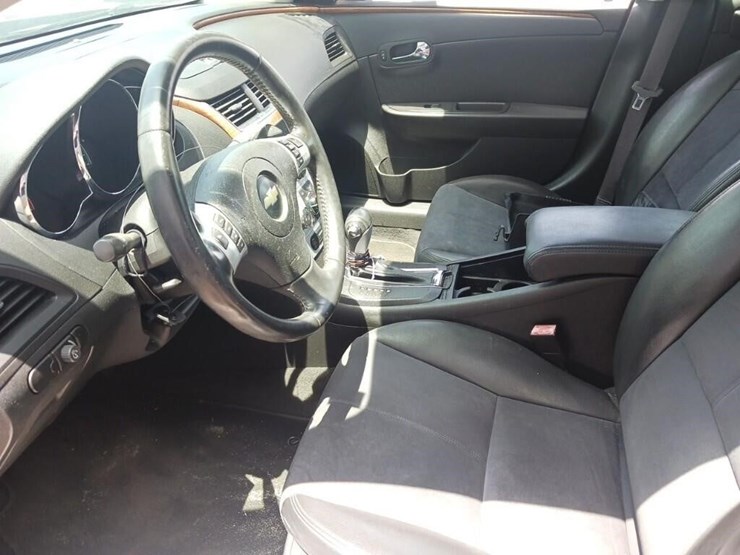 2010-chevrolet-malibu-runs/moves-lt-image-4