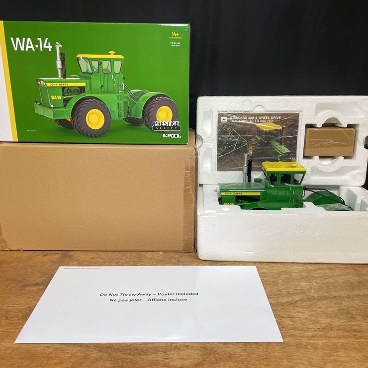 1/16 John Deere WA-14 Prestige NIB Ertl