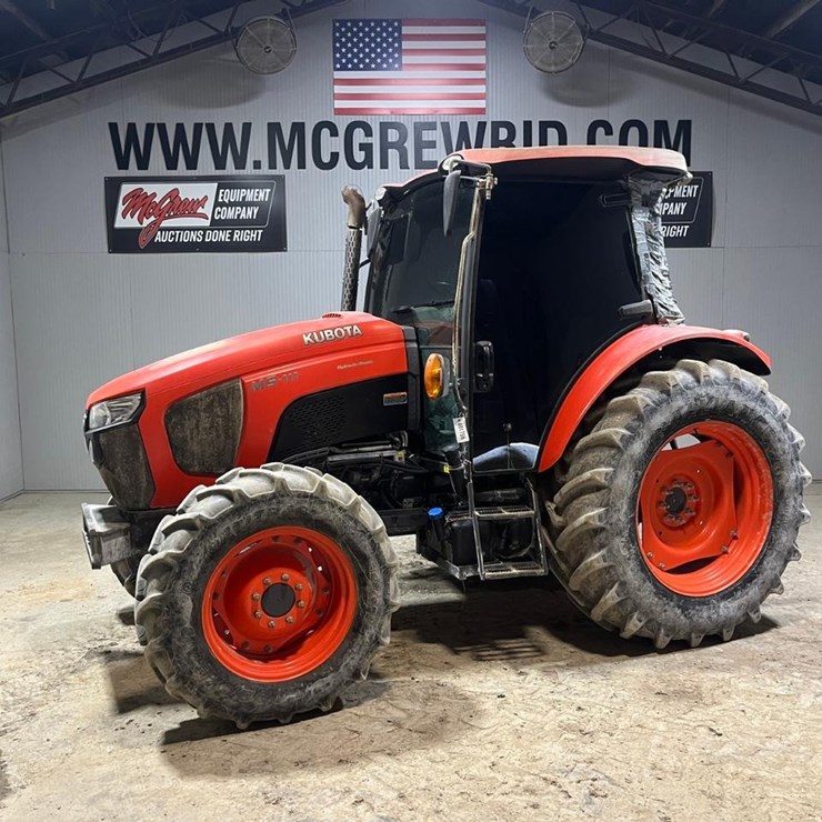 2018 KUBOTA M5-111HDC