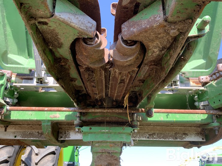 2018-john-deere-616c-image-16