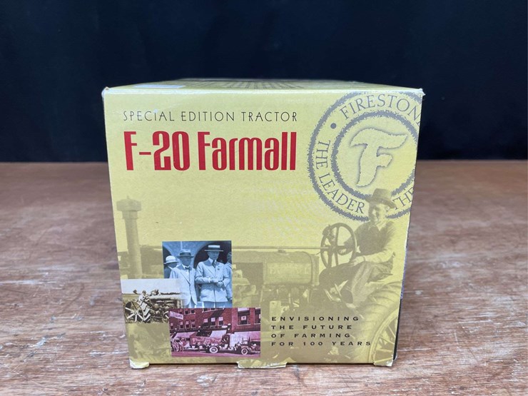 1/16-farmall-f-20-firestone-nib-ertl-image-15