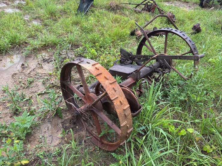 massey-harris-no.-33-sickle-mower-image-4