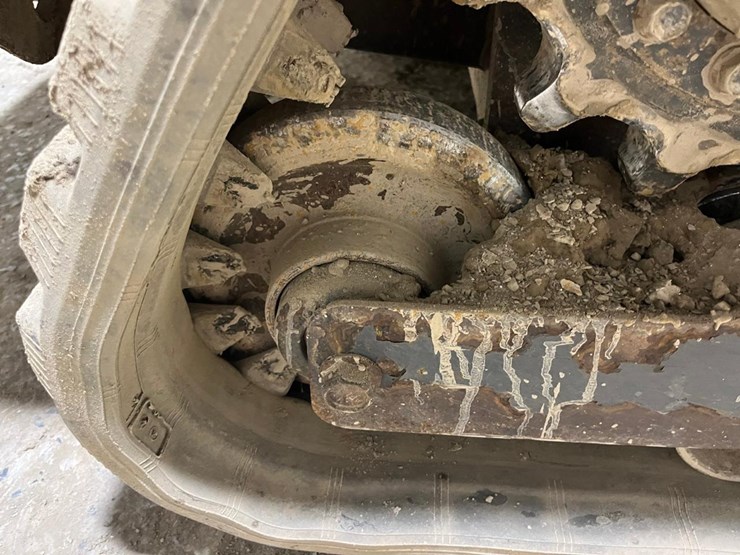 2019-bobcat-t450-image-18