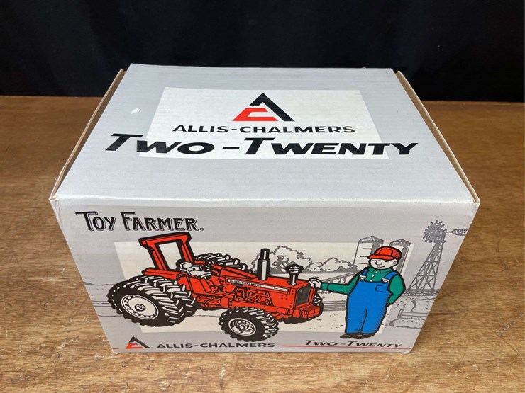 1/16-ac-220-1995-nfts-nib-ertl-image-14