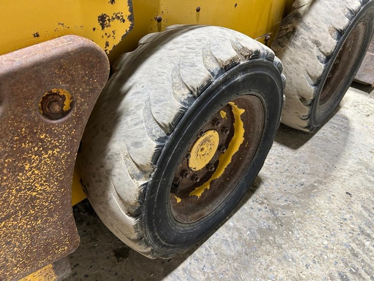 john-deere-315-image-15