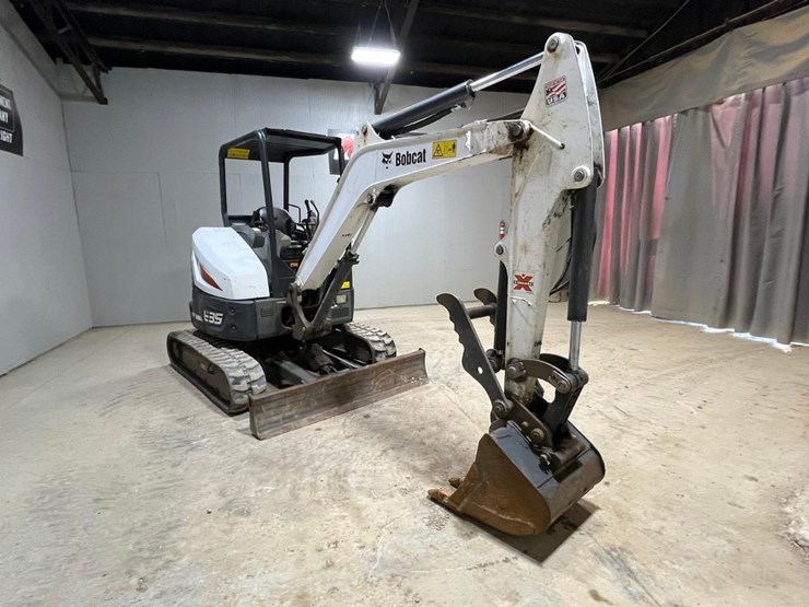 2018-bobcat-e35-image-7