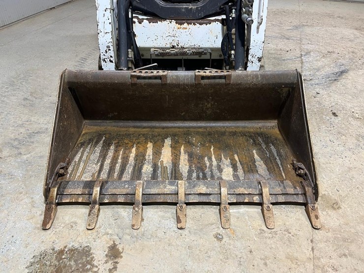 2019-bobcat-t450-image-9