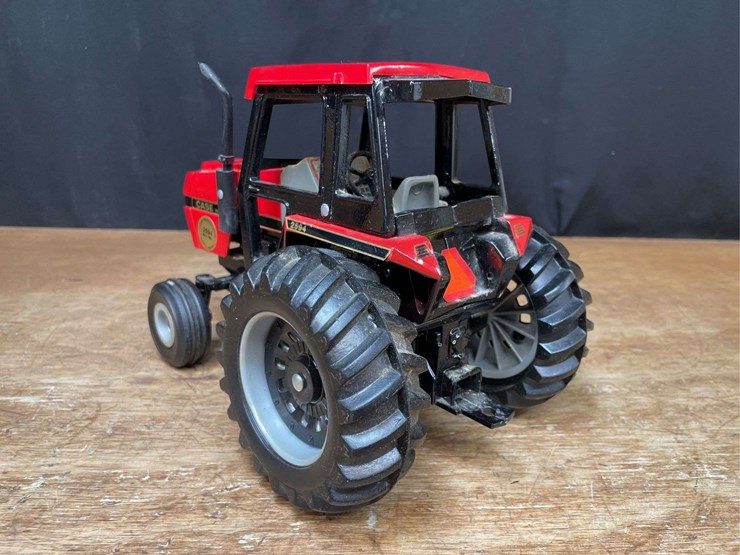 1/16-case-ih-2594-1985-collector-nib-ertl-image-6