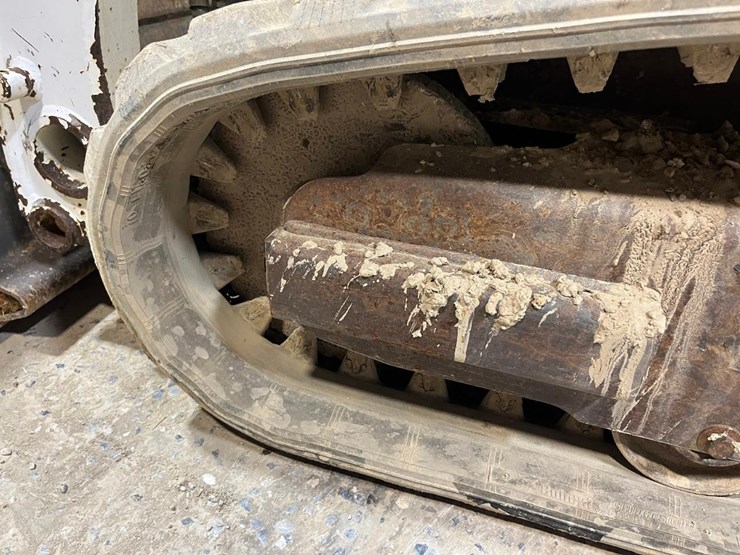 2019-bobcat-t450-image-13