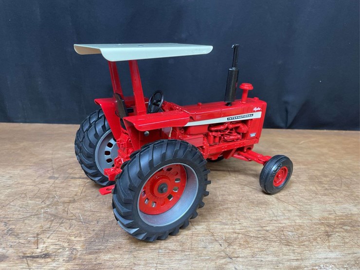 1/16-ih-1026-1997-sfts-nib-ertl-image-8