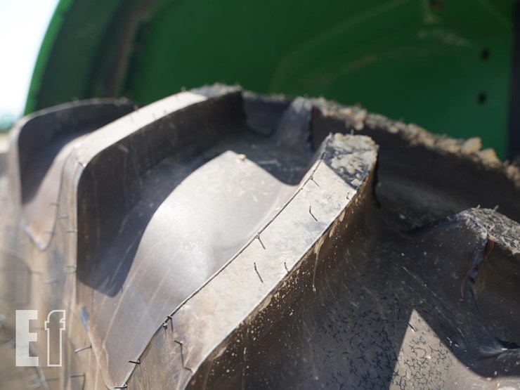 2013-john-deere-6125m-image-5