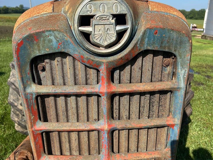 ford-900-image-9