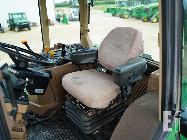 john-deere-7410-image-29