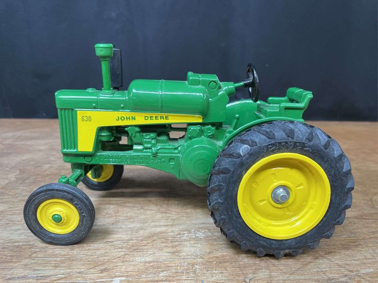 1/16-john-deere-630-lp-1988-nfts-nib-ertl-image-4