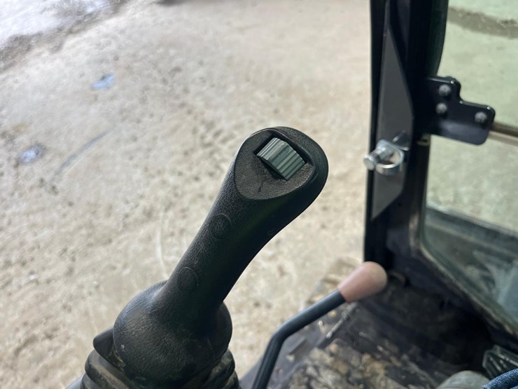 2020-bobcat-e35i-image-33