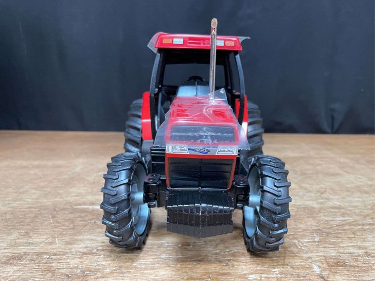 1/16-case-ih-maxxum-5250-50,000th-nib-ertl-image-11