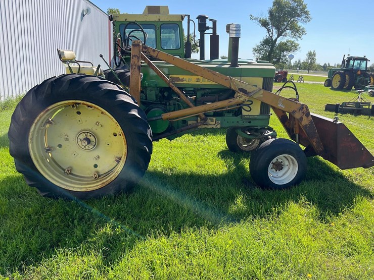 john-deere-720-image-3