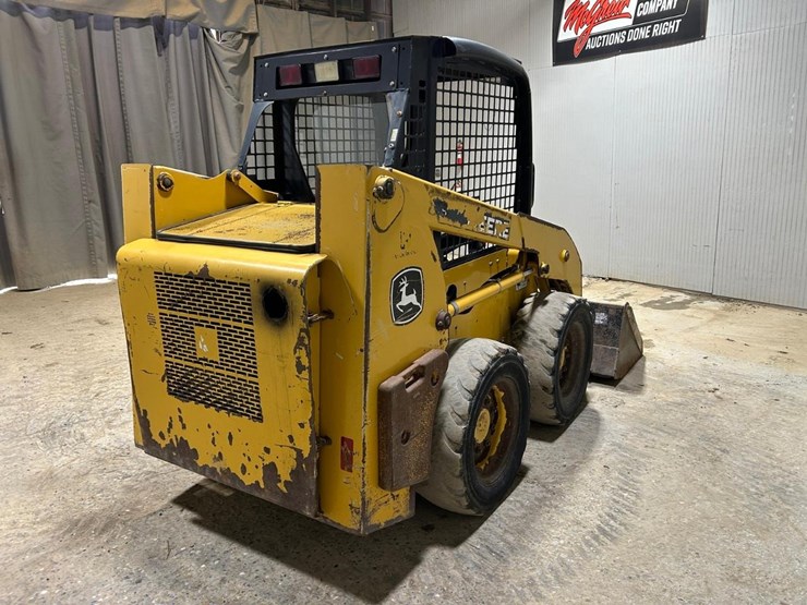 john-deere-315-image-5