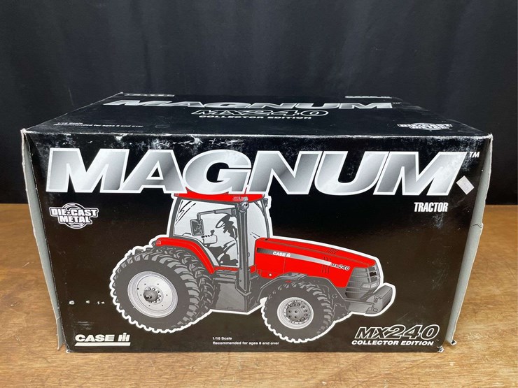 1/16-case-ih-magnum-mx240-collector-nib-ertl-image-7