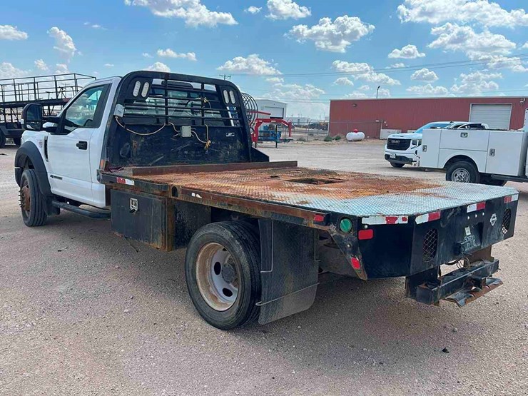 2019-ford-f550-image-4