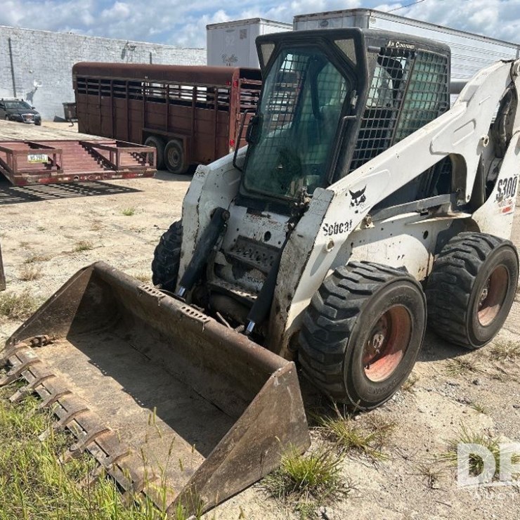 BOBCAT S300