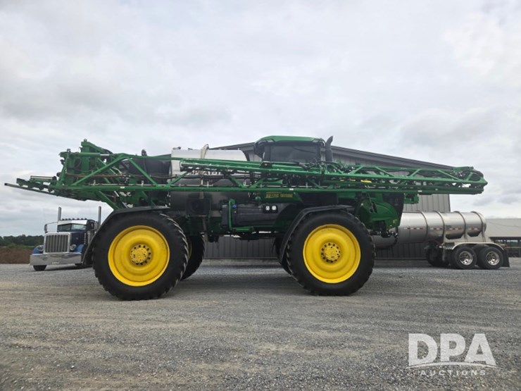 2023-john-deere-616r-image-4