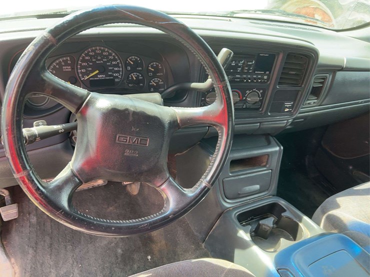 2001-gmc-sierra-1500-image-13
