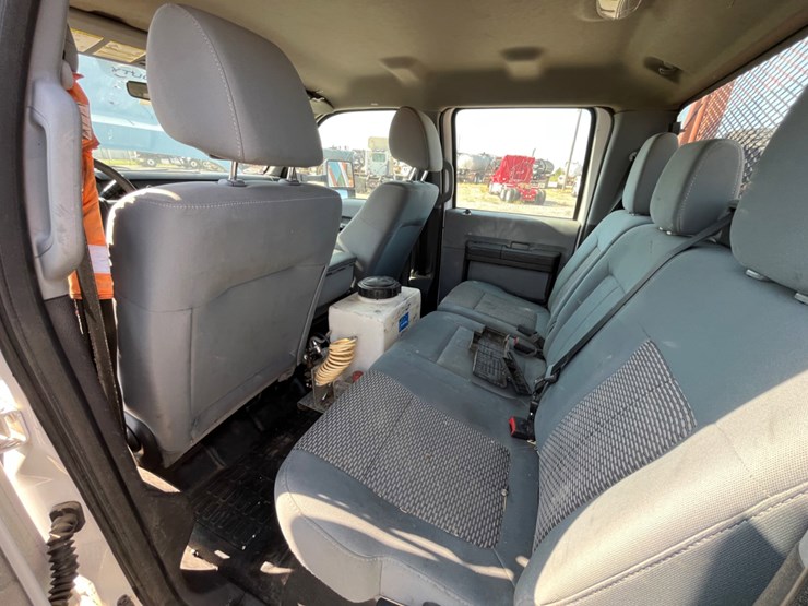 2012-ford-f550-image-17