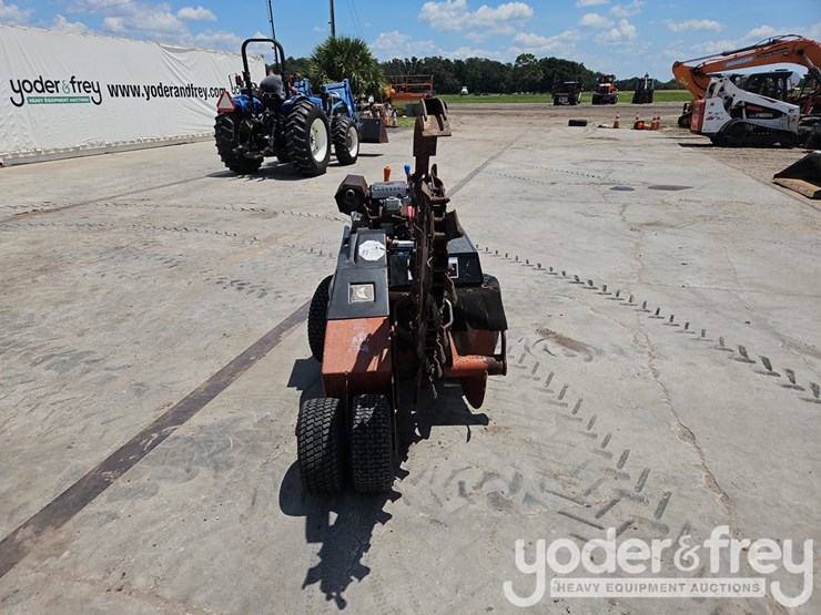 ditch-witch-1820he-image-10