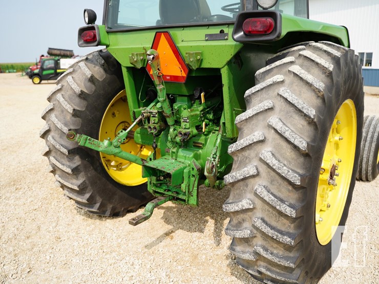 1976-john-deere-4230-image-22