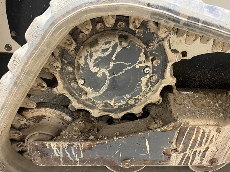 2019-bobcat-t450-image-19