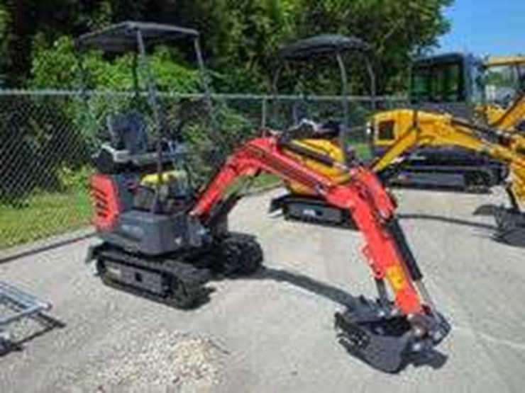 2025-cfg-mx15rx-mini-excavator,-unused,-see-details-for-video-image-4