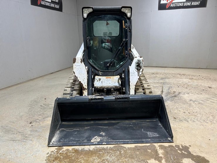 2016-bobcat-t550-image-8