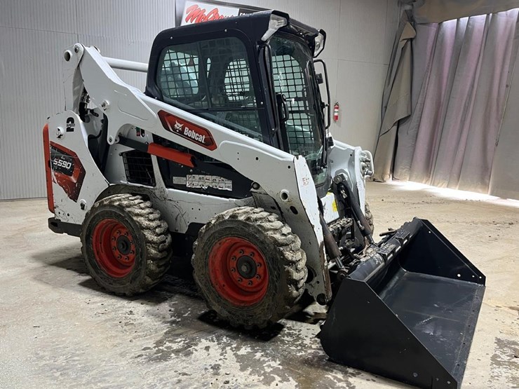 2022-bobcat-s590-image-7