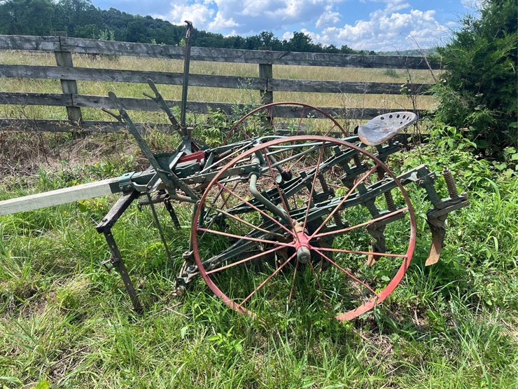 oliver-horse-drawn-cultivator-image-6