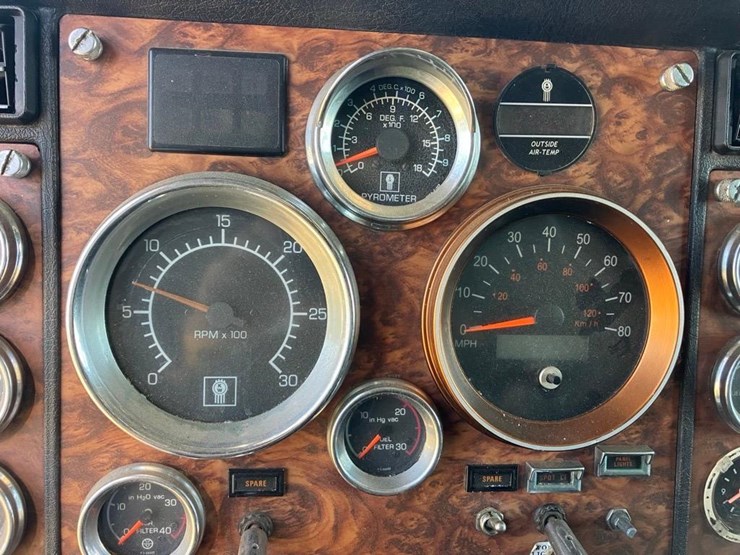 2000-kenworth-w900-image-49