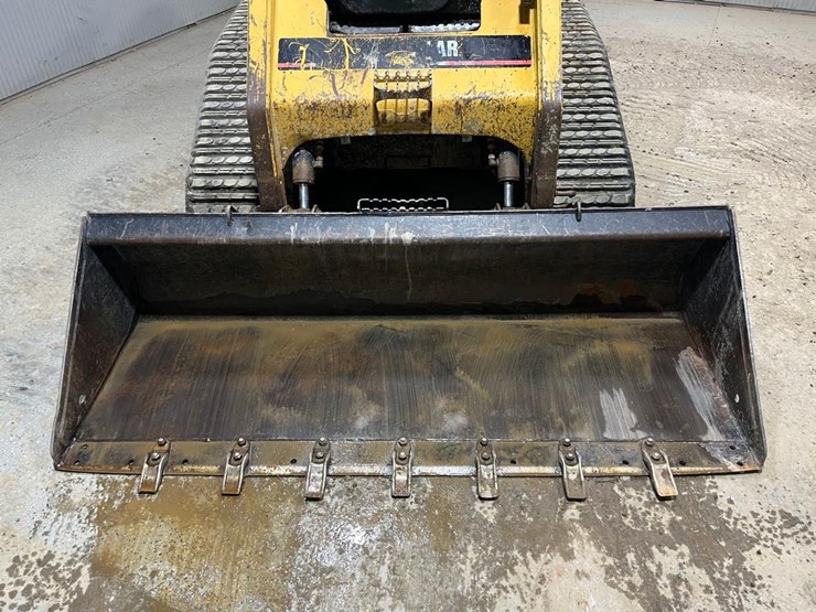 caterpillar-267b-image-9