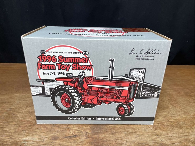1/16-ih-856-1996-sfts-nib-ertl-image-13