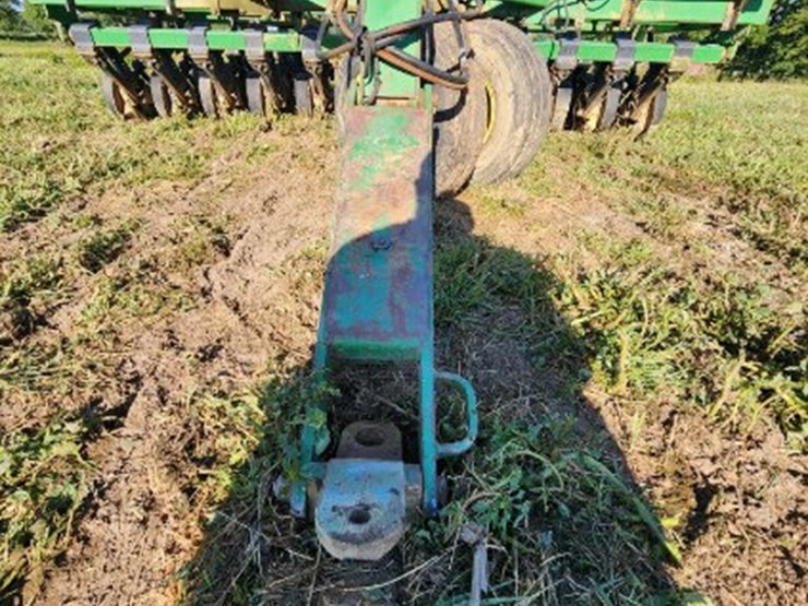 john-deere-750-image-5