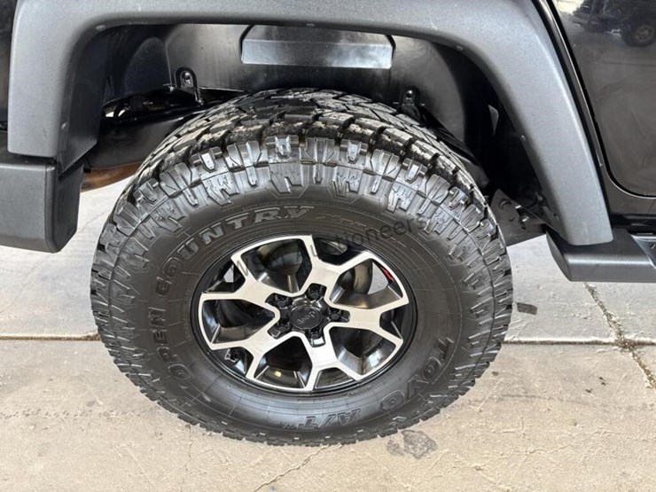 2017-jeep-wrangler-image-8
