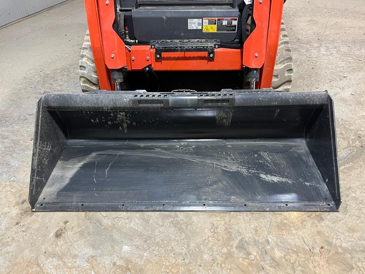 2023-kubota-svl75-3-image-9