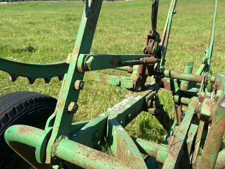 oliver-1-bottom-plow-image-11