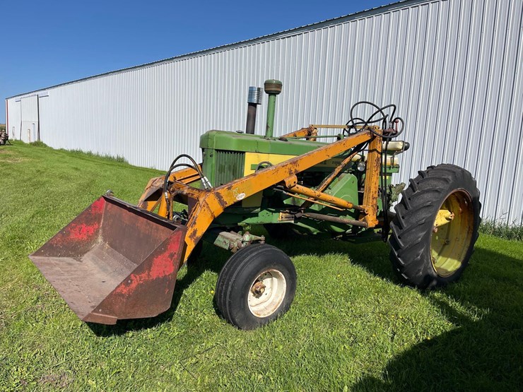 john-deere-720-image-1