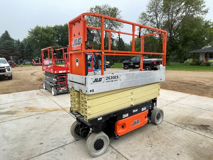jlg-2630es-image-1