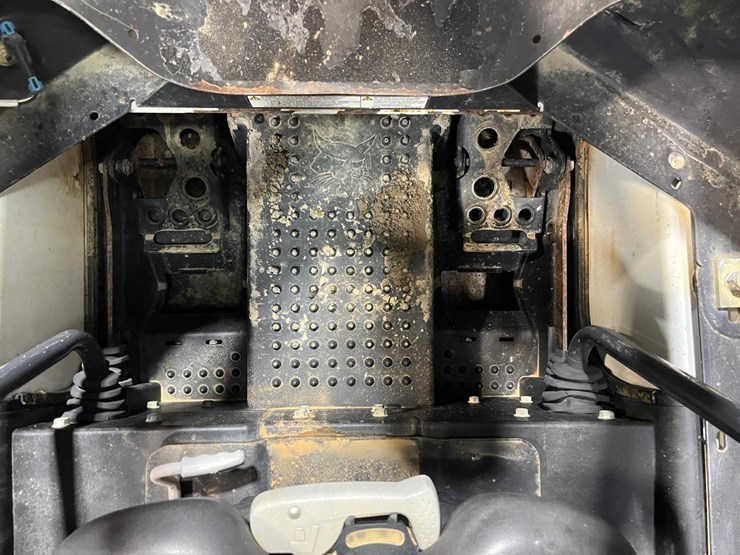 2019-bobcat-t450-image-27