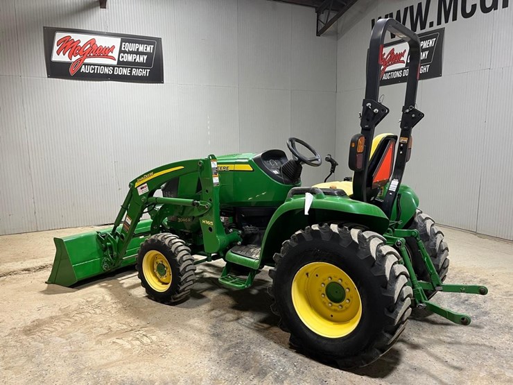 john-deere-3046r-image-3