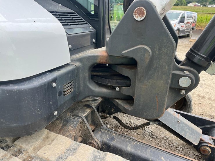 2022-bobcat-e88-image-14