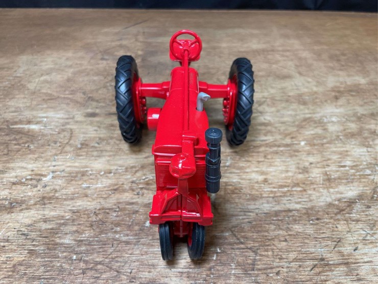 1/16-farmall-f-20-firestone-nib-ertl-image-12